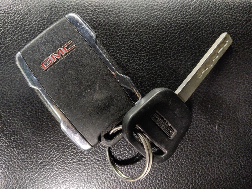 2014 GMC Sierra 1500 in Metairie, LA 70006 - 18099981 32