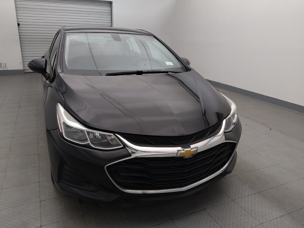 2019 Chevrolet Cruze in Metairie, LA 70006 - 18099982 14