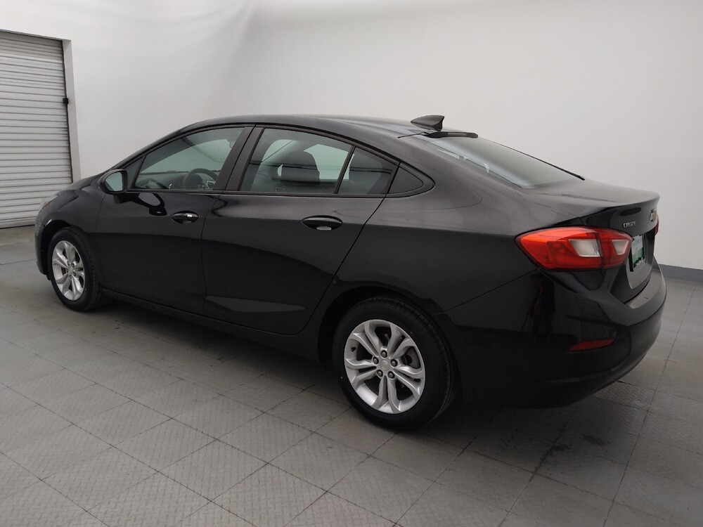 2019 Chevrolet Cruze in Metairie, LA 70006 - 18099982 3