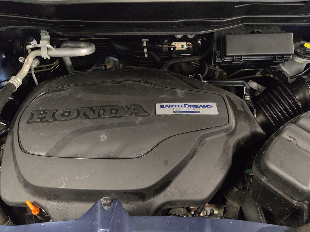 2018 Honda Pilot in Metairie, LA 70006 - 18099993 30