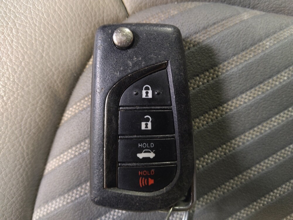 2021 Toyota Camry in Metairie, LA 70006 - 18099994 32