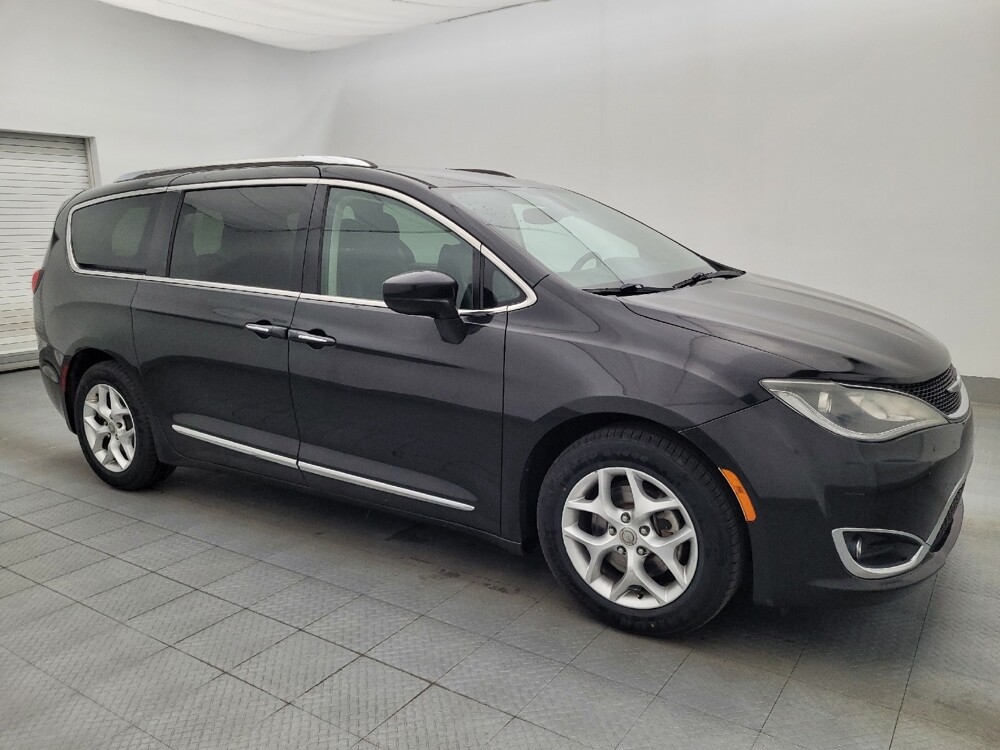 2020 Chrysler Pacifica in Metairie, LA 70006 - 18099995 11