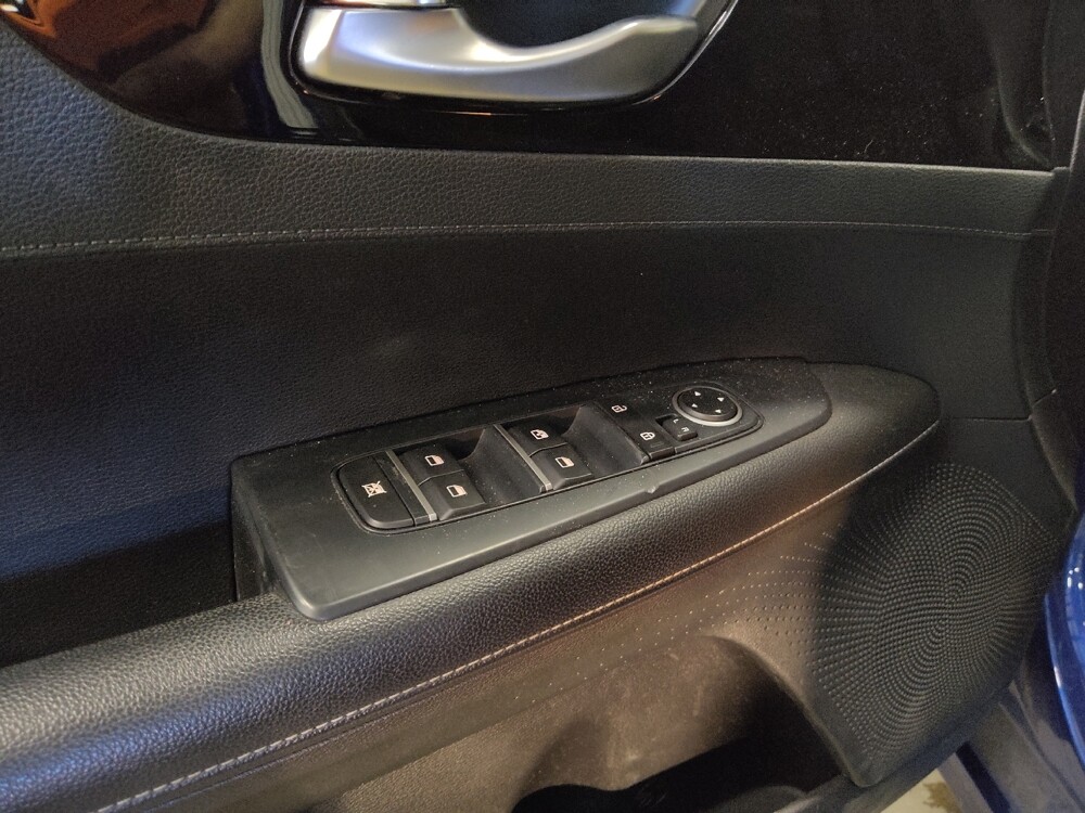 2019 Kia Forte in Metairie, LA 70006 - 18099996 27