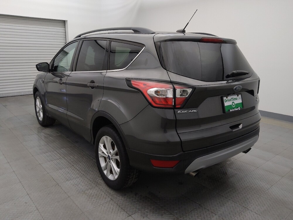 2018 Ford Escape in Metairie, LA 70006 - 18099999 5