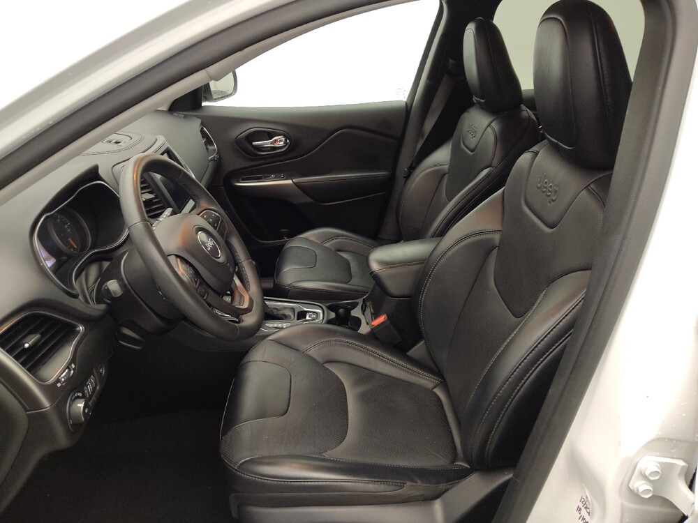 2022 Jeep Cherokee in Metairie, LA 70006 - 18100001 17