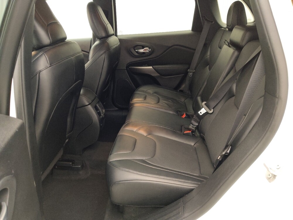 2022 Jeep Cherokee in Metairie, LA 70006 - 18100001 18