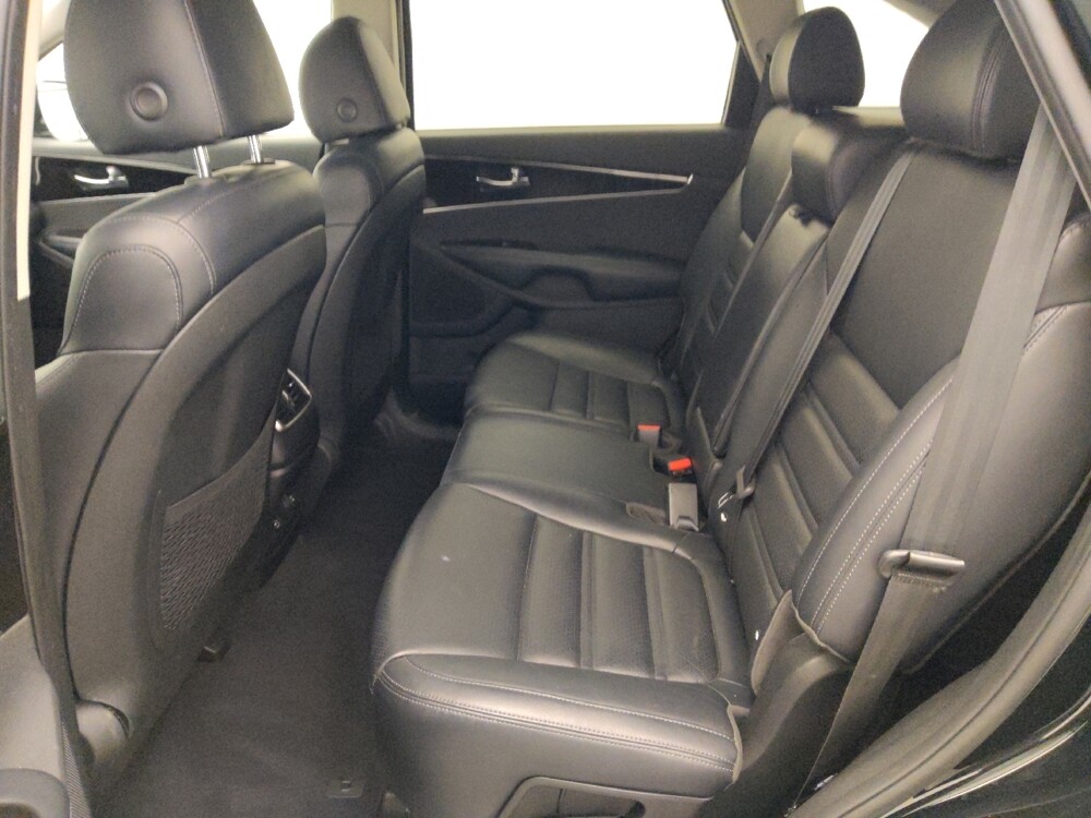 2019 Kia Sorento in Metairie, LA 70006 - 18100002 18