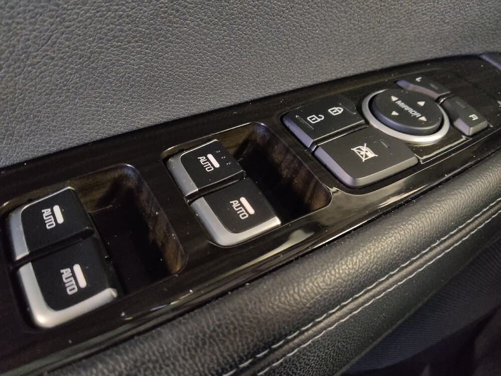 2019 Kia Sorento in Metairie, LA 70006 - 18100002 27