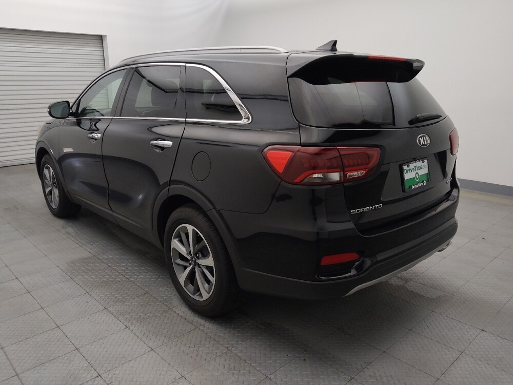 2019 Kia Sorento in Metairie, LA 70006 - 18100002 5