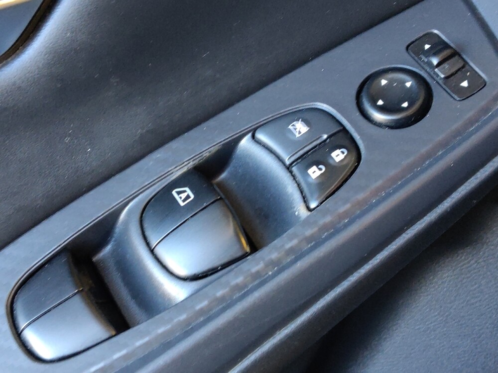 2020 Nissan Sentra in Metairie, LA 70006 - 18100004 27