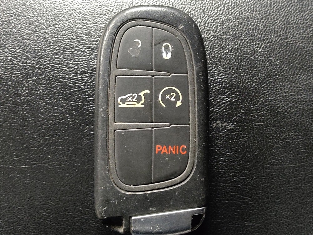 2015 Jeep Cherokee in Metairie, LA 70006 - 18100005 32