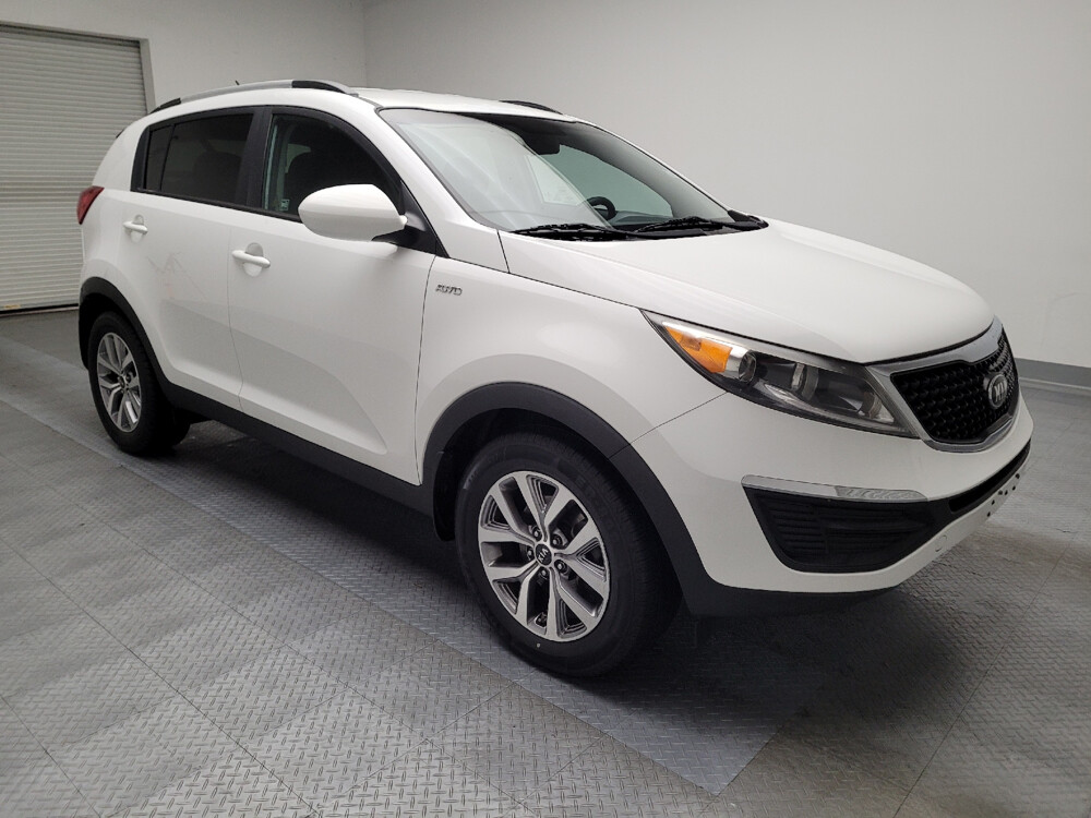 2016 Kia Sportage in El Cajon, CA 92020 - 18100011 13