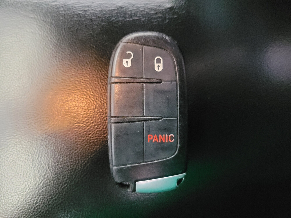 2015 Jeep Grand Cherokee in Downey, CA 90241 - 18100012 32