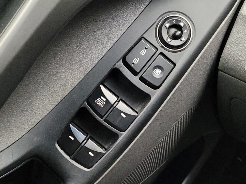 2016 Hyundai Elantra in Riverside, CA 92504 - 18100014 27