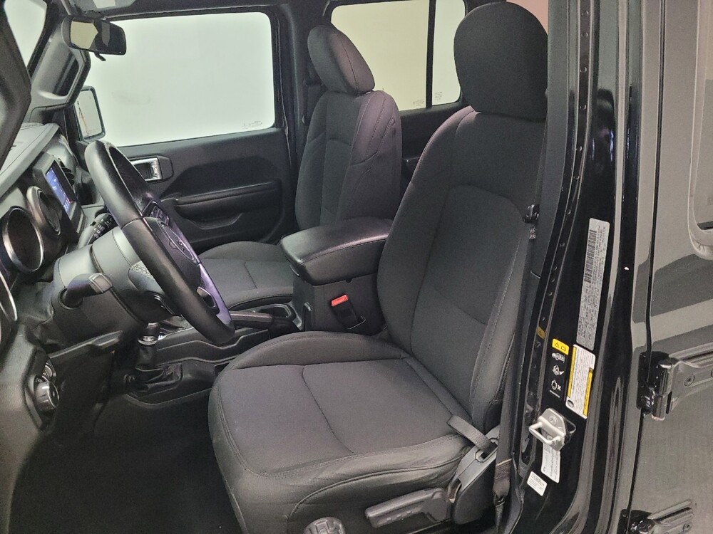 2020 Jeep Wrangler in El Cajon, CA 92020 - 18100015 17