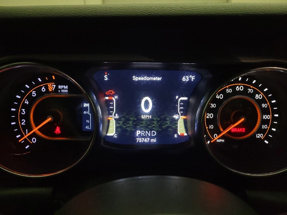 2020 Jeep Wrangler in El Cajon, CA 92020 - 18100015 23