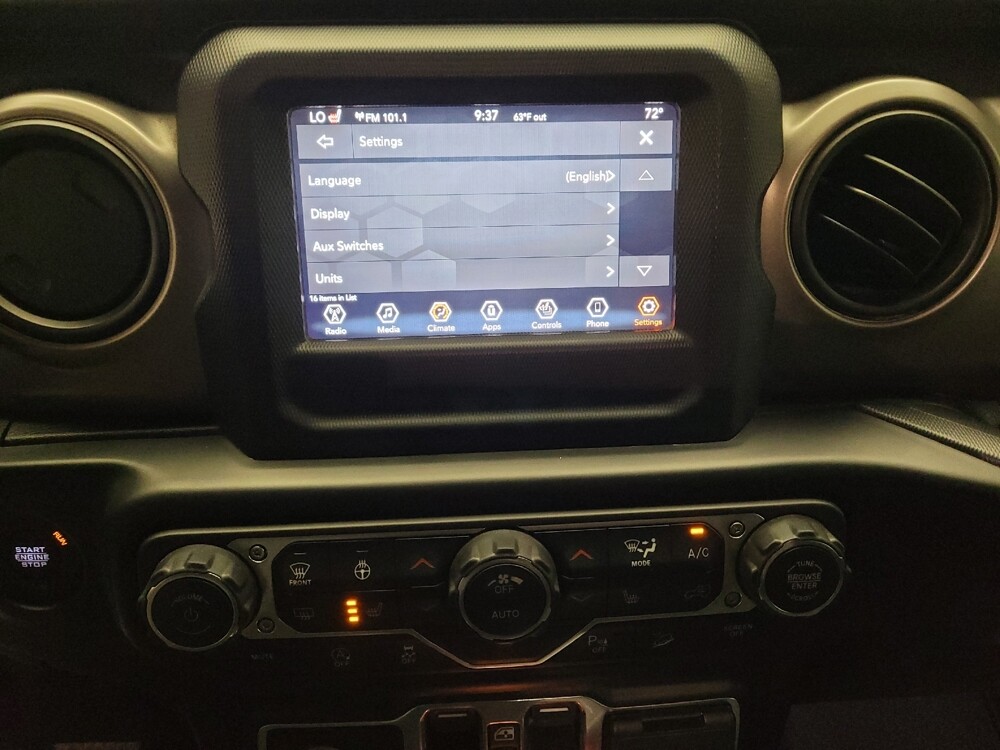 2020 Jeep Wrangler in El Cajon, CA 92020 - 18100015 25