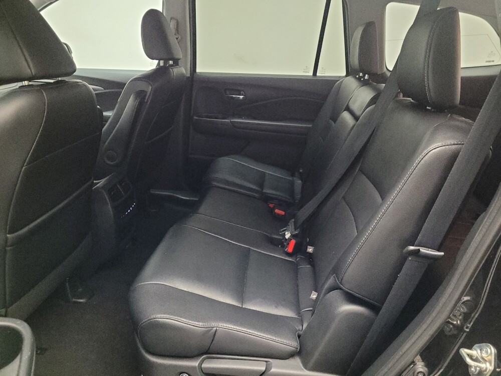 2016 Honda Pilot in Riverside, CA 92504 - 18100020 18