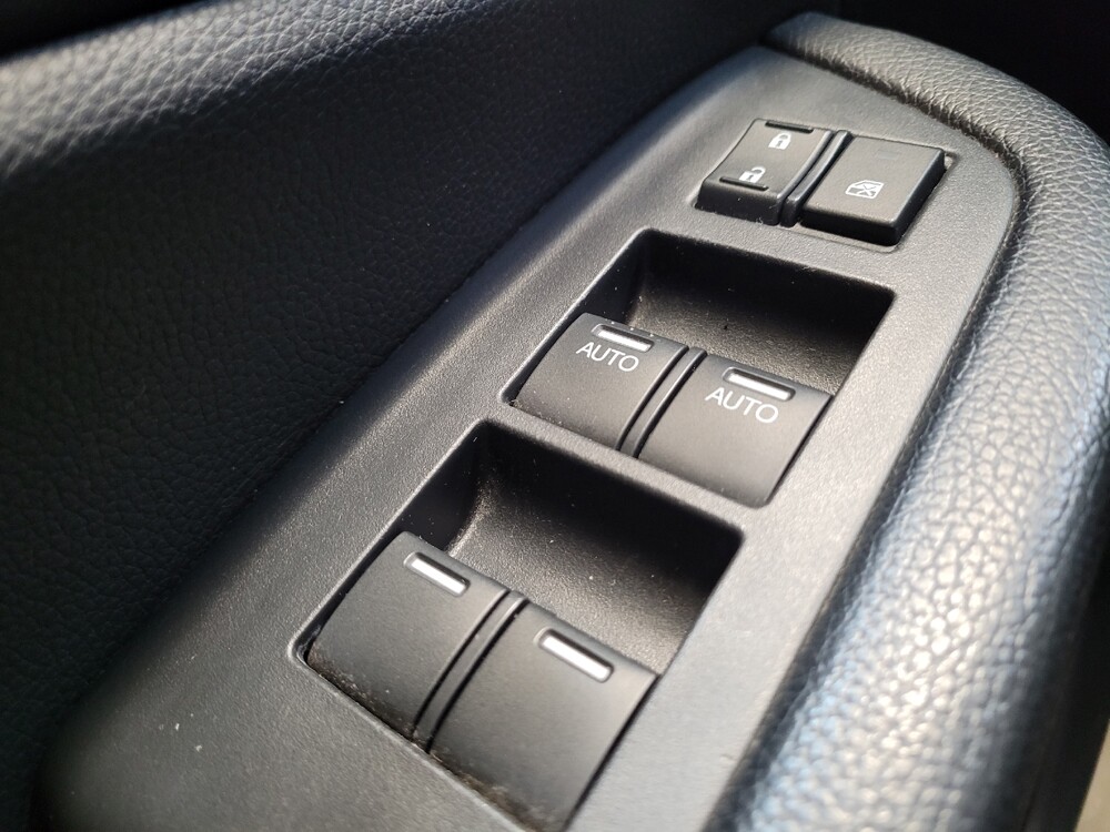 2016 Honda Pilot in Riverside, CA 92504 - 18100020 27