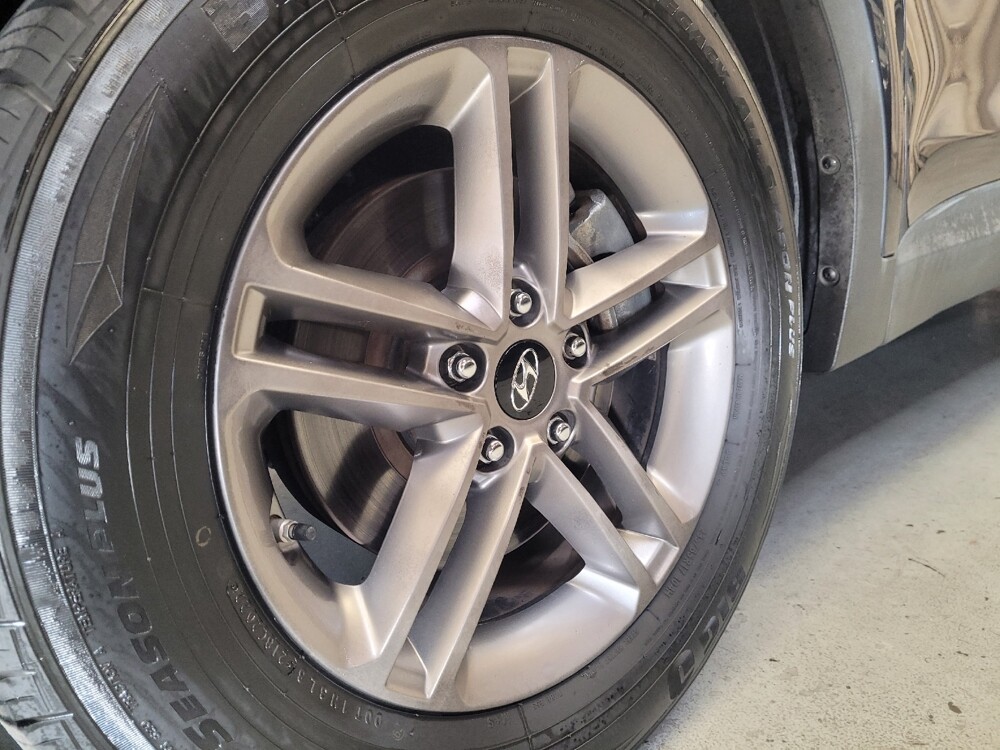 2017 Hyundai Santa Fe in El Cajon, CA 92020 - 18100021 31