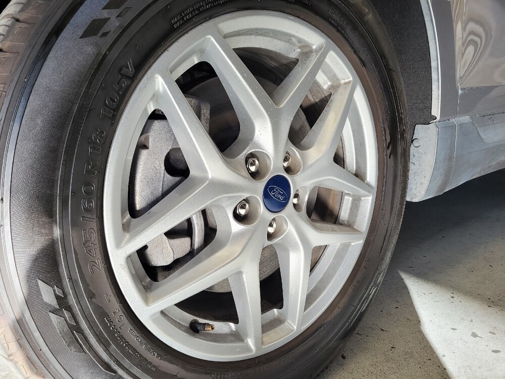 2022 Ford Edge in Downey, CA 90241 - 18100022 31