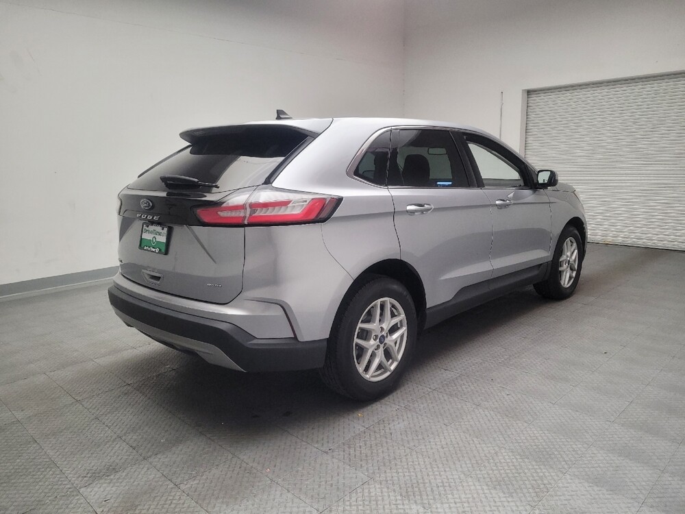 2022 Ford Edge in Downey, CA 90241 - 18100022 9