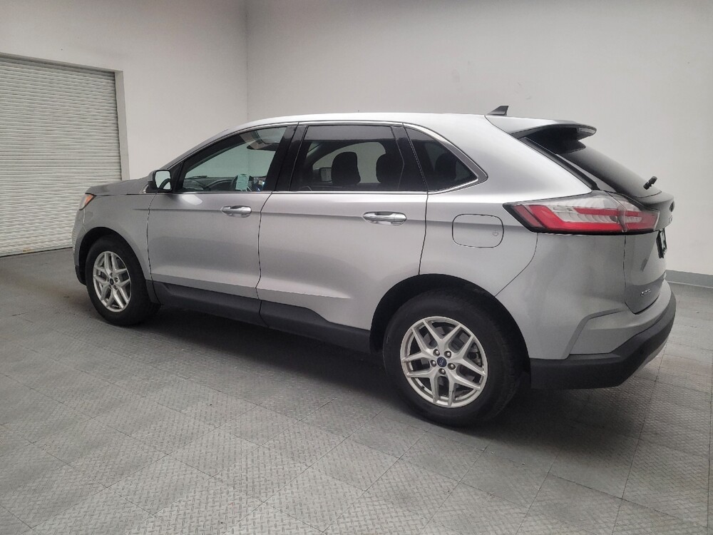 2022 Ford Edge in Downey, CA 90241 - 18100022 3