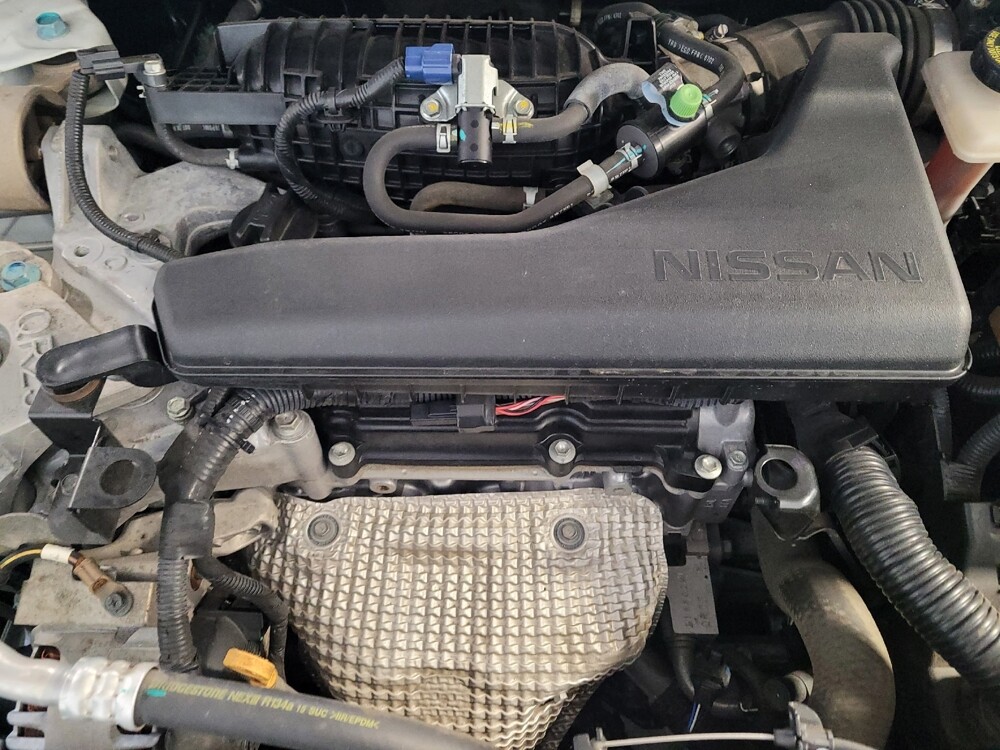 2018 Nissan Rogue in Downey, CA 90241 - 18100023 30