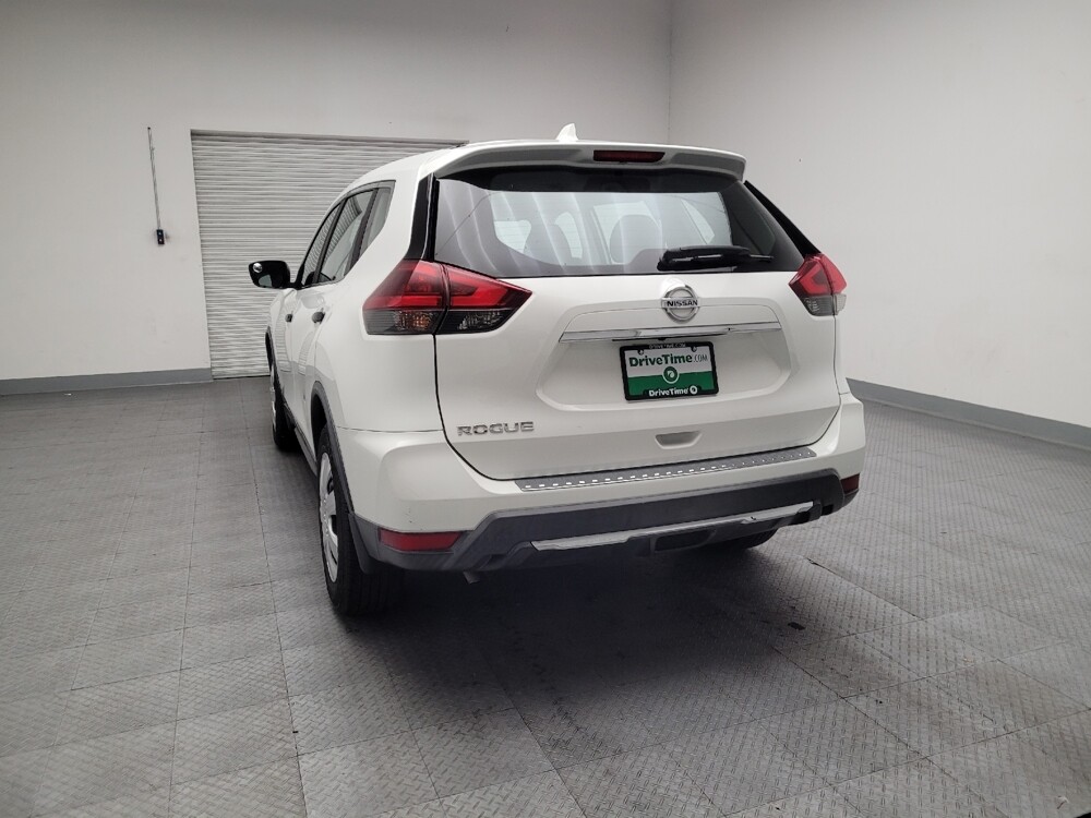 2018 Nissan Rogue in Downey, CA 90241 - 18100023 6