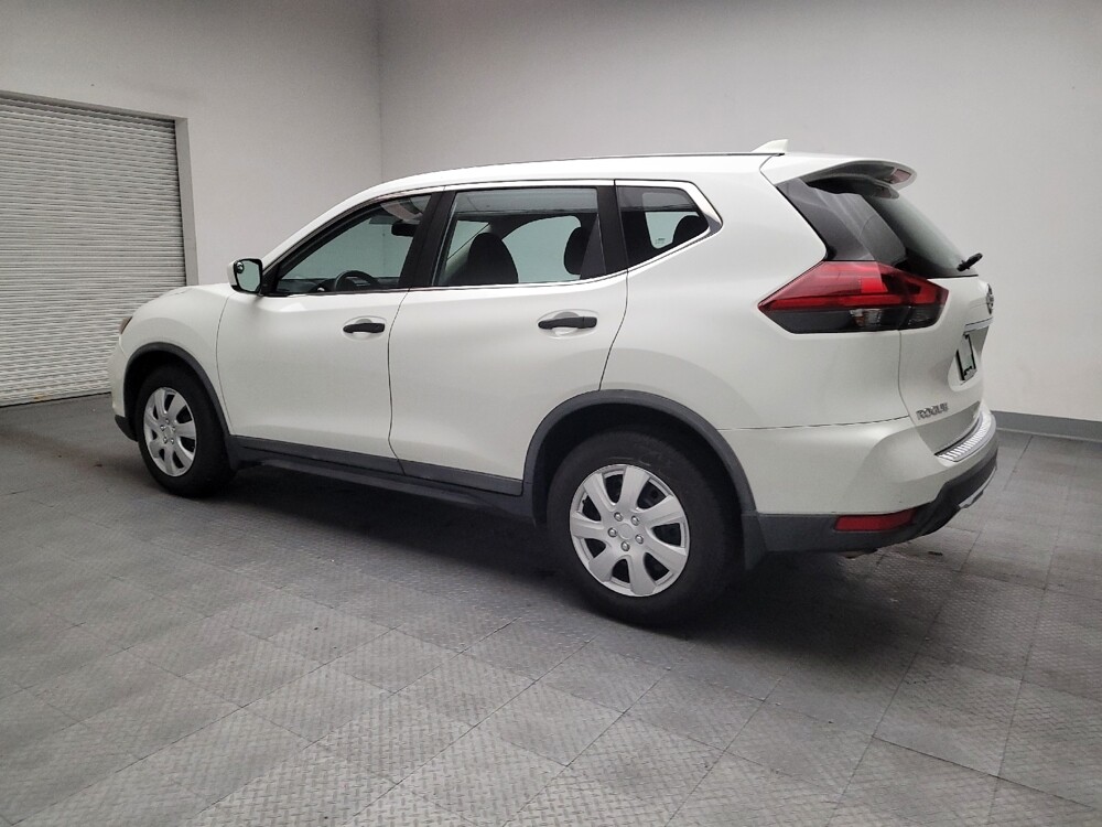 2018 Nissan Rogue in Downey, CA 90241 - 18100023 3