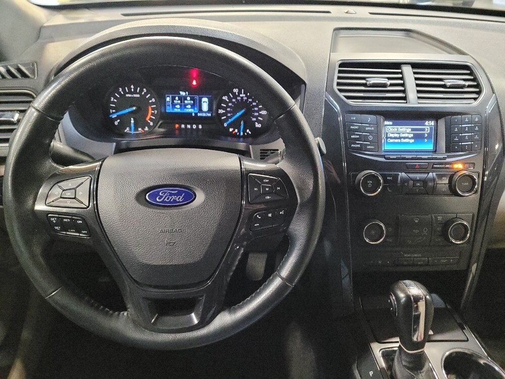 2019 Ford Explorer in Downey, CA 90241 - 18100025 22