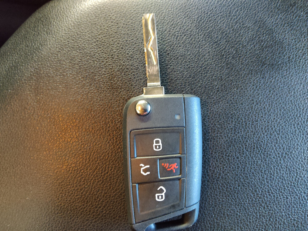 2019 Volkswagen Jetta in Columbus, GA 31909 - 18100026 32