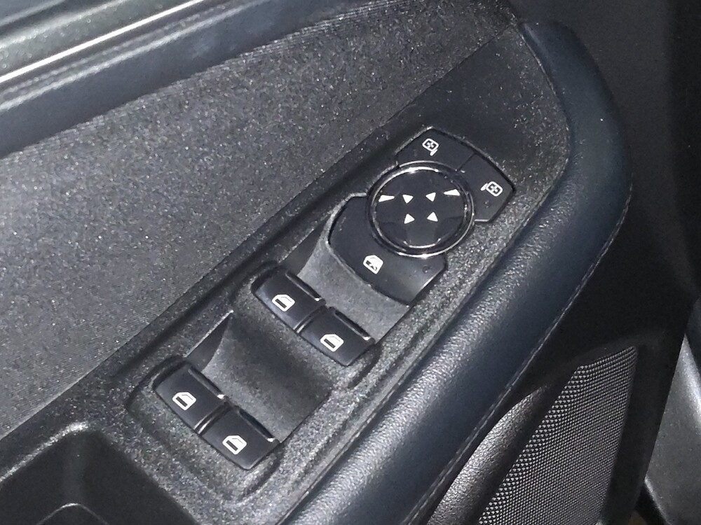 2017 Ford Edge in Arlington, TX 76011 - 18100030 27