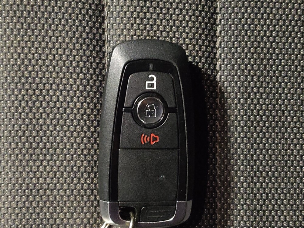 2017 Ford Edge in Arlington, TX 76011 - 18100030 32