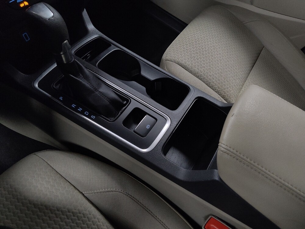 2017 Ford Escape in Conyers, GA 30094 - 18100031 26