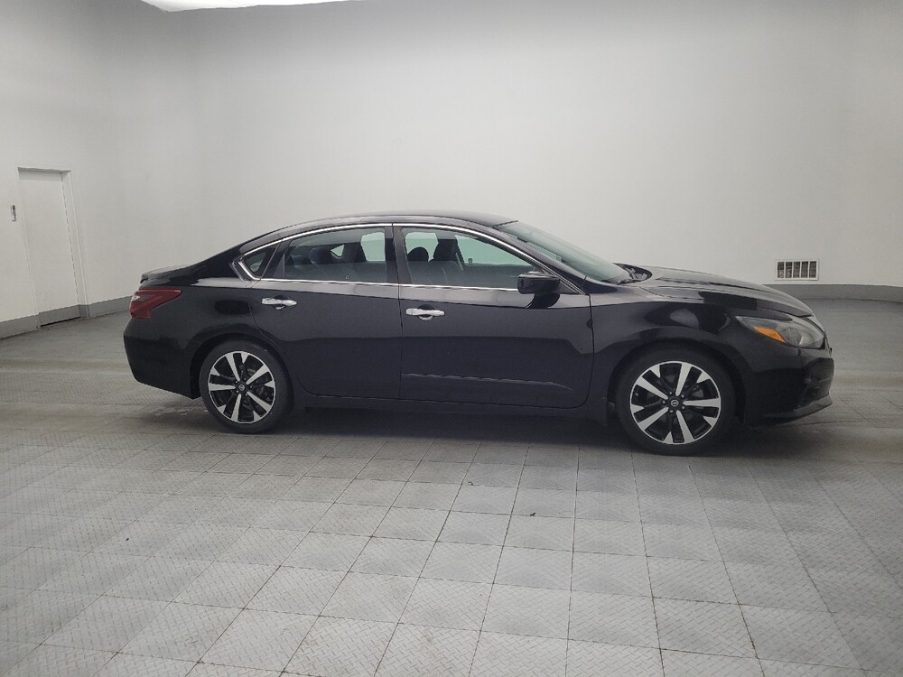 2018 Nissan Altima in Pelham, AL 35124 - 18100033 11