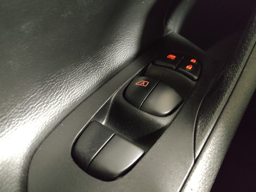 2018 Nissan Altima in Pelham, AL 35124 - 18100033 27