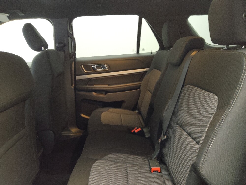 2019 Ford Explorer in Chattanooga, TN 37421 - 18100042 18