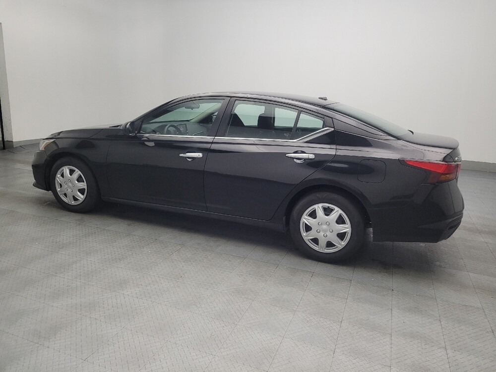 2019 Nissan Altima in Pelham, AL 35124 - 18100045 3