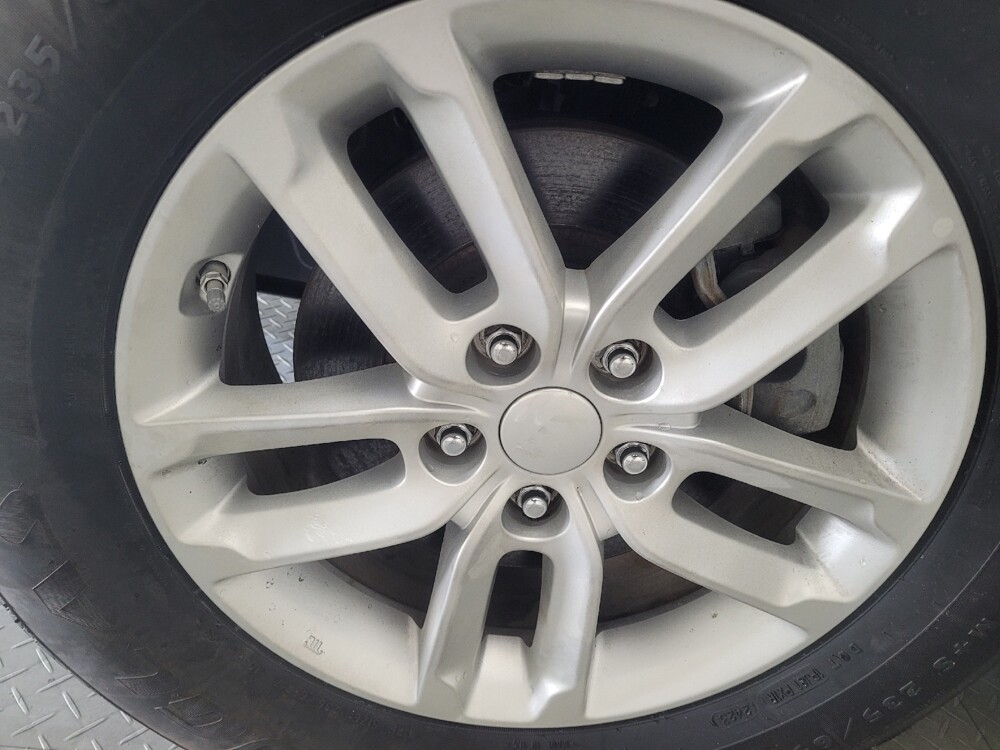 2015 Kia Sorento in Jackson, MS 39211 - 18100047 31