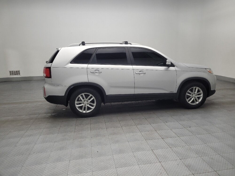 2015 Kia Sorento in Jackson, MS 39211 - 18100047 10