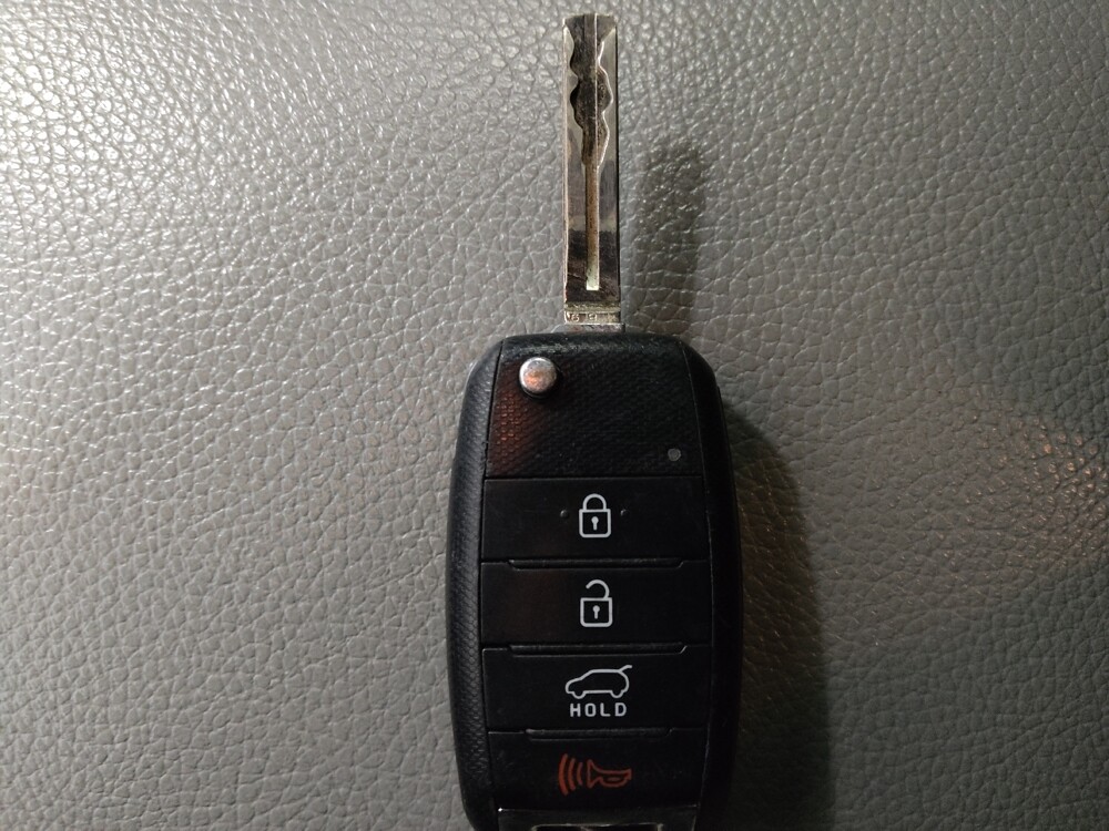 2015 Kia Sorento in Jackson, MS 39211 - 18100047 32