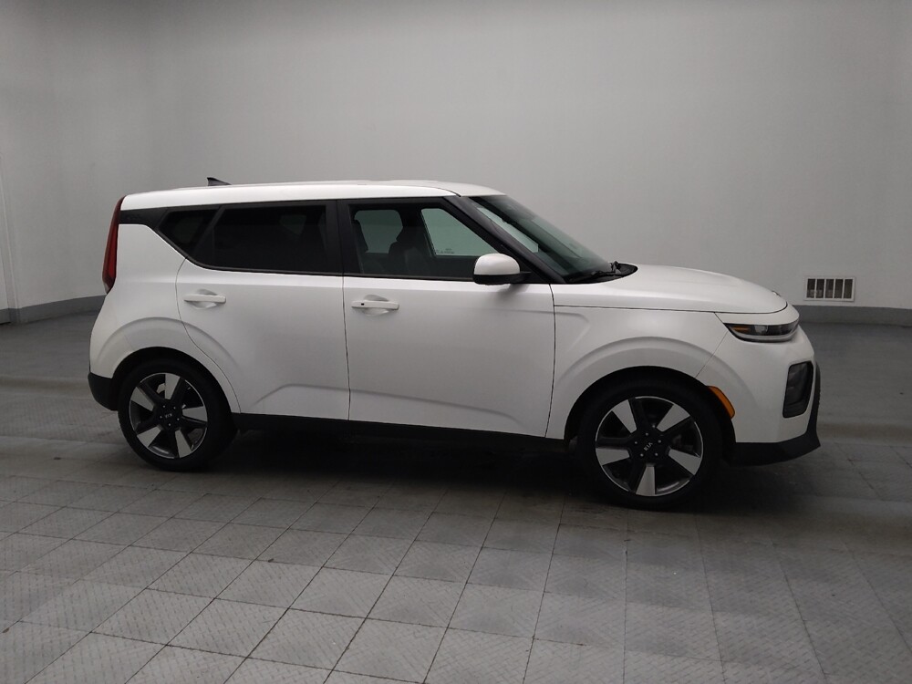 2020 Kia Soul in Union City, GA 30291 - 18100051 11