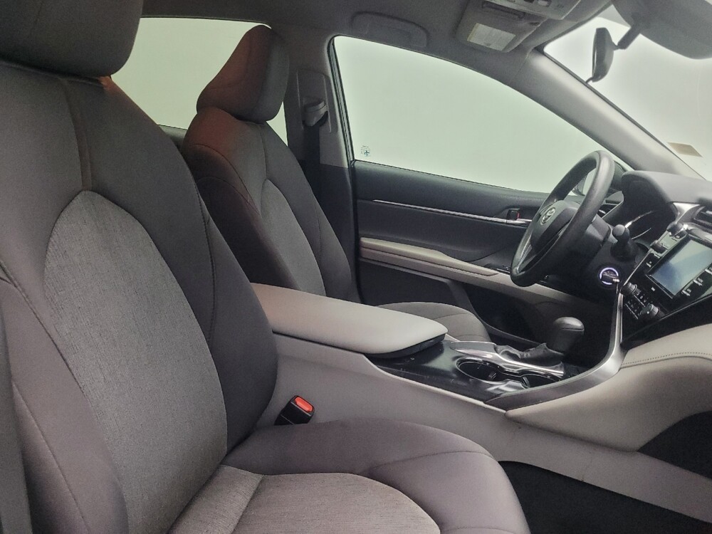 2020 Toyota Camry in Marietta, GA 30062 - 18100058 21