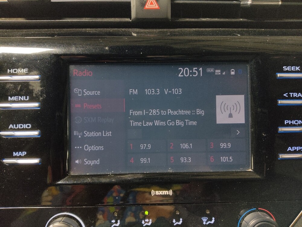 2020 Toyota Camry in Marietta, GA 30062 - 18100058 25