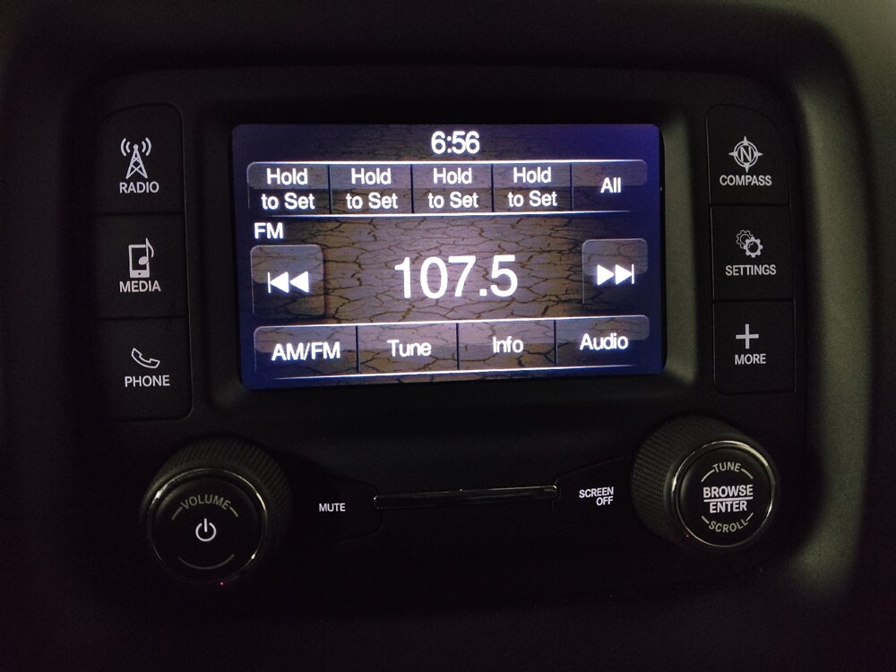 2018 Jeep Compass in Duluth, GA 30096 - 18100059 25