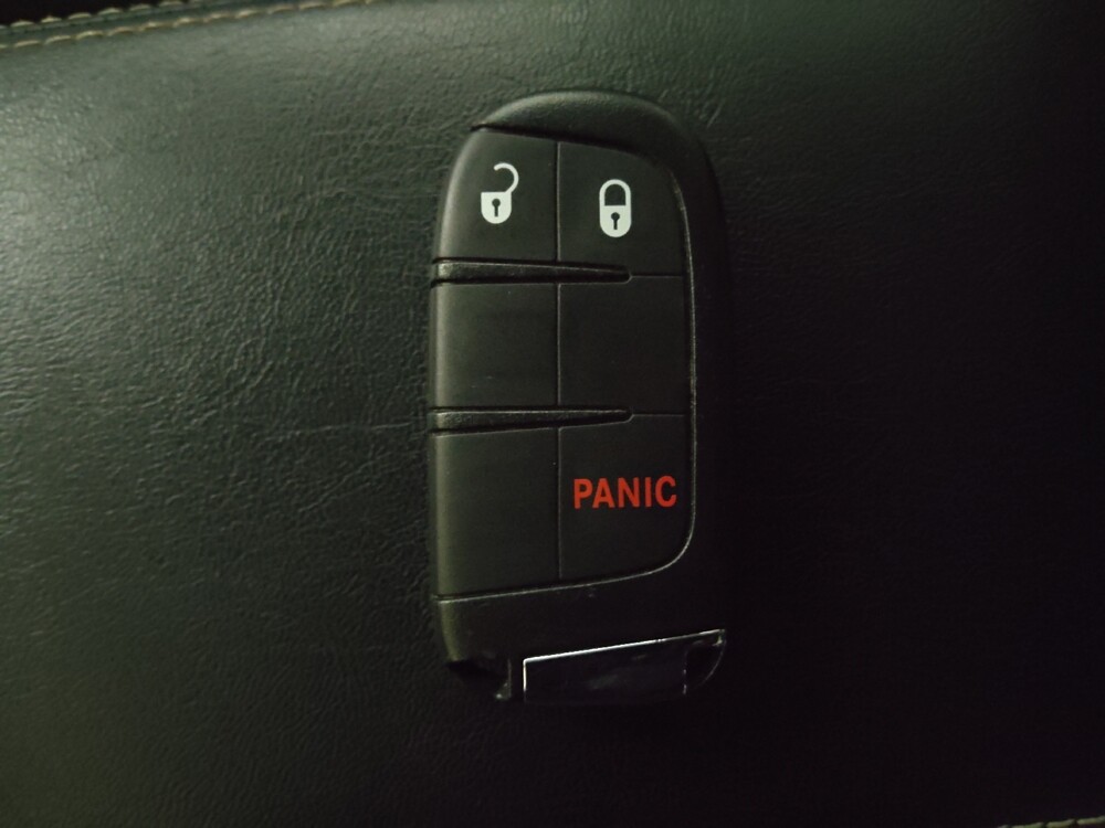 2018 Jeep Compass in Duluth, GA 30096 - 18100059 32