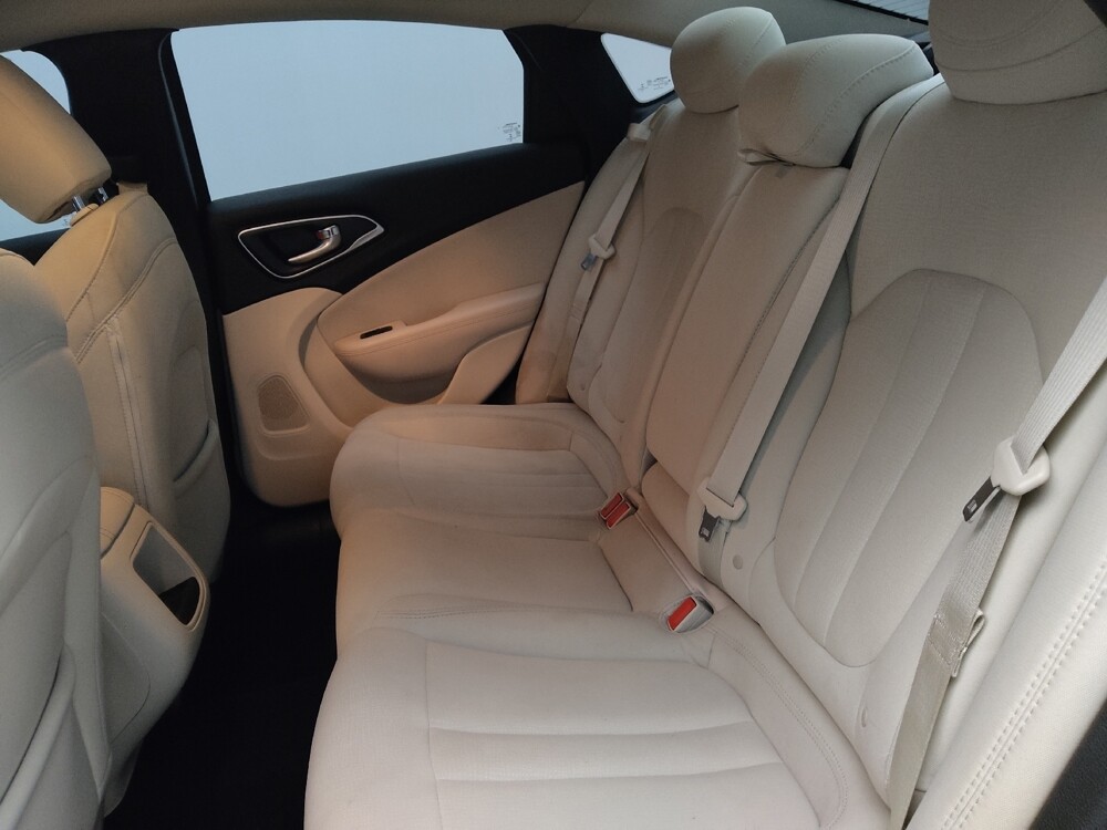 2015 Chrysler 200 in Jackson, MS 39211 - 18100060 18