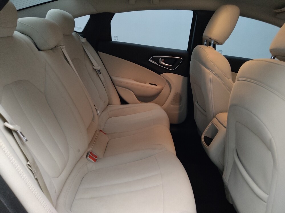 2015 Chrysler 200 in Jackson, MS 39211 - 18100060 19