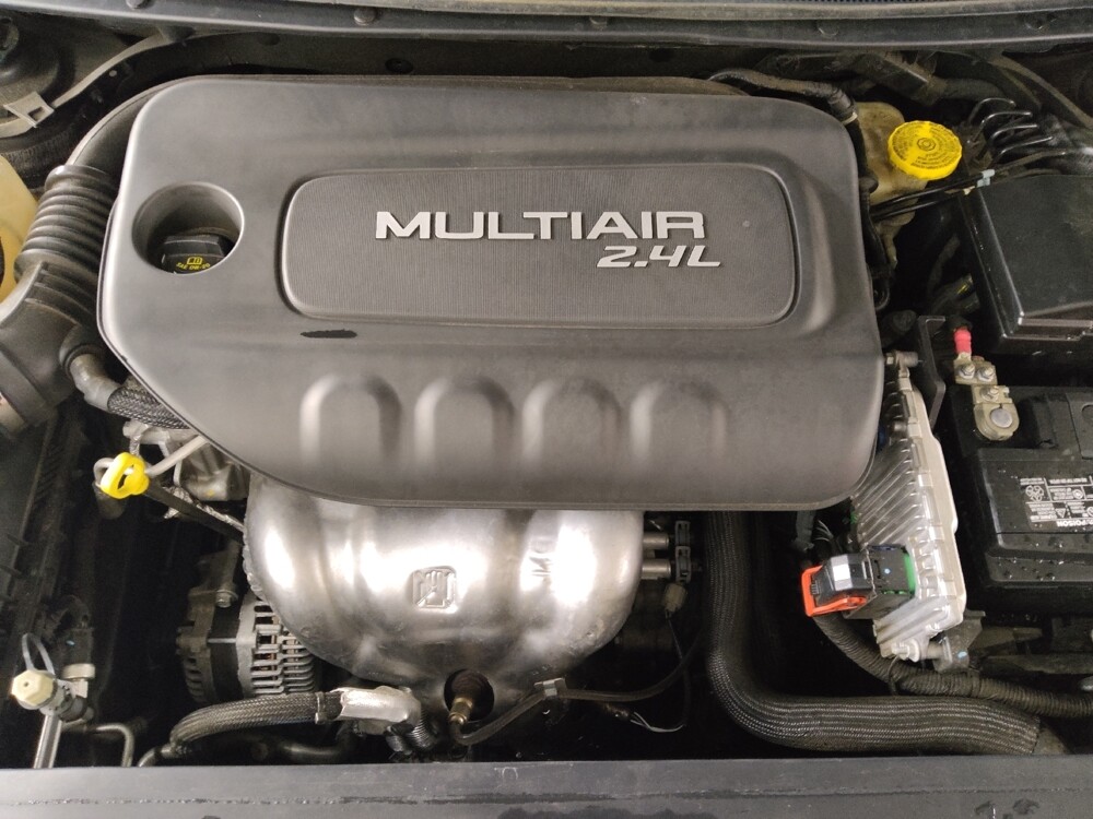 2015 Chrysler 200 in Jackson, MS 39211 - 18100060 30